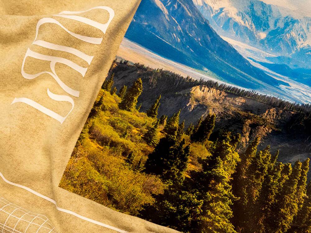 T恤衫定制秘诀：3大法则让个性设计秒变焦点 | 雅森漫定制