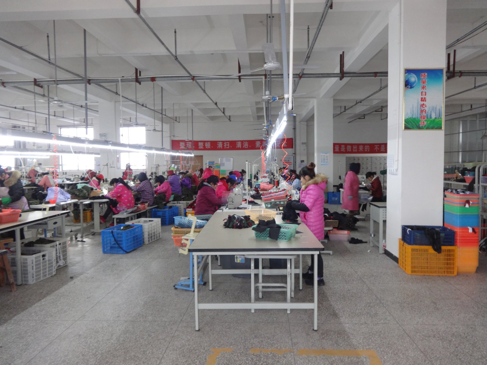 战友聚会T恤如何设计？资深老兵评测定制服装的3大要点