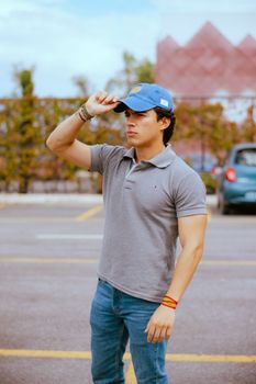 定制POLO衫收费贵不贵?雅森漫3档报价明细一次讲清(图1) 配图