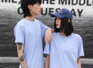 厦门团体服定制，推荐哪家T恤衫定制商？