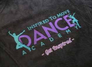 专属T恤定制：解锁个性穿搭，打造团体文化衫与企业工作服