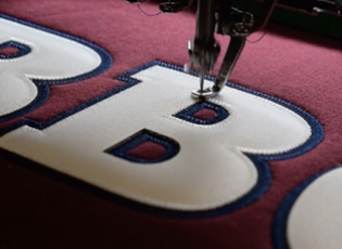 长沙T恤衫定制厂家哪家好？售后服务是关键，雅森漫值得选